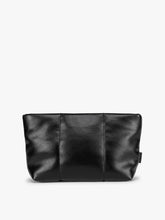 Luka 1-Quart Zip Pouch in Vegan Leather